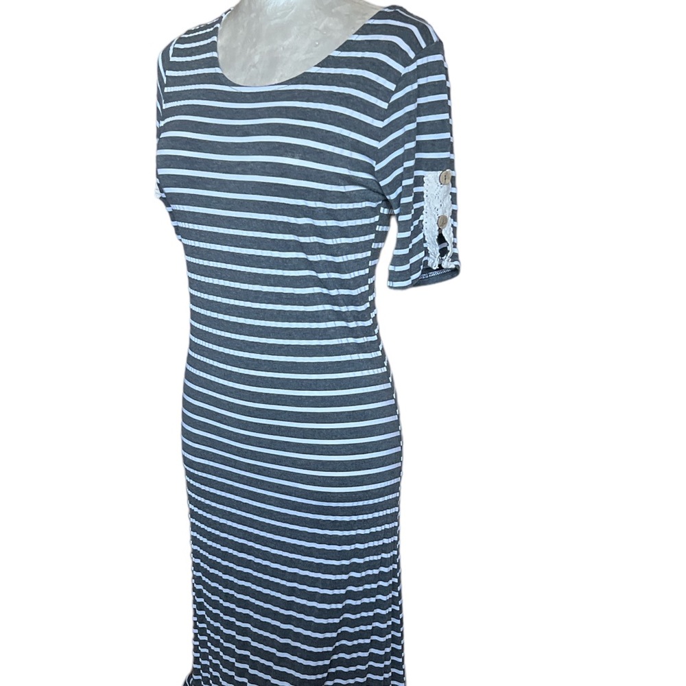 Exist womens long striped knit dress with lace&buttons details small